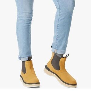 NEW Sorel Hi Line Chelsea Boot Geo Yellow Jet NL4870-712 Multiple Sizes NWT